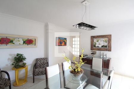 Casa à venda com 150m², 4 quartos e 3 vagasCopa