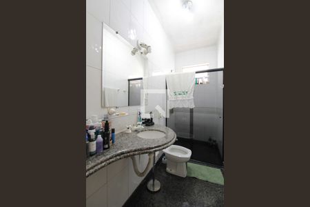 Casa à venda com 150m², 4 quartos e 3 vagasBanheiro