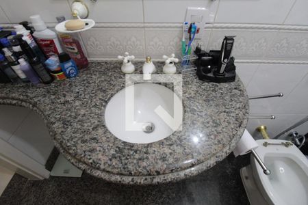 Casa à venda com 150m², 4 quartos e 3 vagasBanheiro