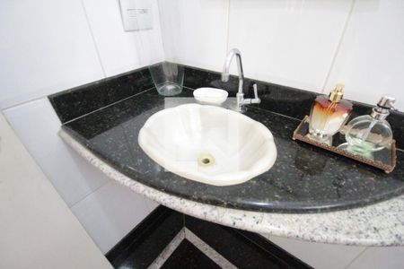 Casa à venda com 150m², 4 quartos e 3 vagasLavabo