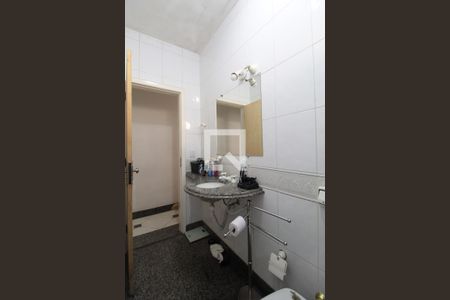 Casa à venda com 150m², 4 quartos e 3 vagasBanheiro