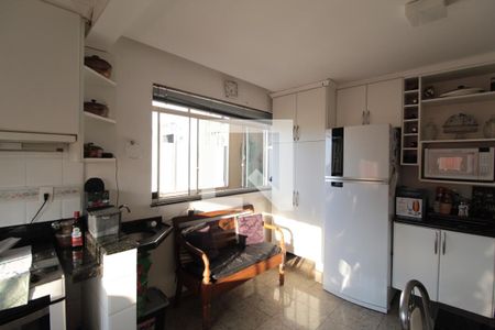 Casa à venda com 150m², 4 quartos e 3 vagasCozinha