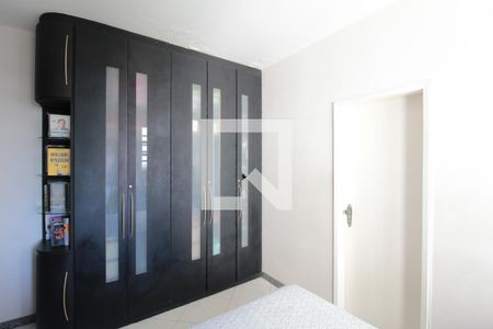 Casa à venda com 150m², 4 quartos e 3 vagasSuíte