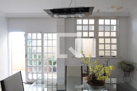 Casa à venda com 150m², 4 quartos e 3 vagasCopa