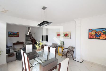 Casa à venda com 150m², 4 quartos e 3 vagasCopa
