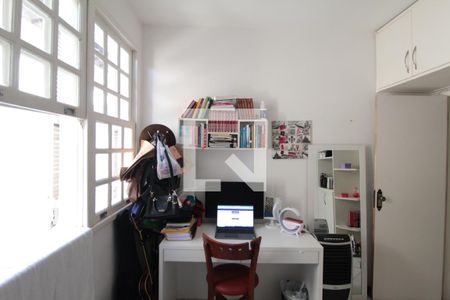 Casa à venda com 150m², 4 quartos e 3 vagasQuarto 1