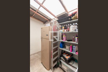 Casa à venda com 160m², 2 quartos e 2 vagas Casa à venda com 160m², 2 quartos e 2 vagasCasa 1 - Área de Serviço