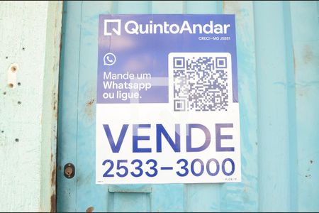 Casa à venda com 500m², 3 quartos e 2 vagasPlaquinha