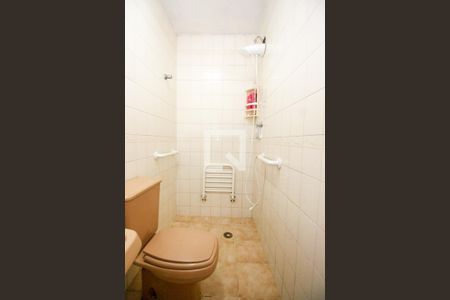 Casa para alugar com 250m², 3 quartos e 6 vagasBanheiro da Suíte