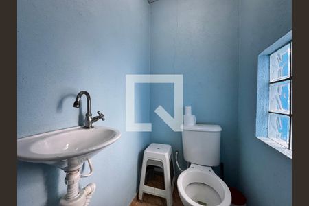 Casa à venda com 132m², 3 quartos e 4 vagasLavabo 2