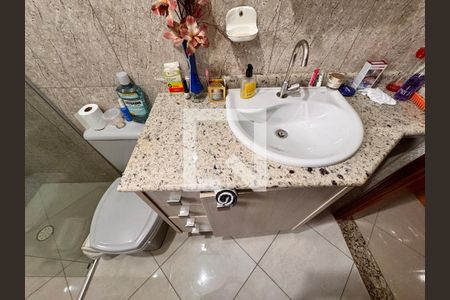 Casa à venda com 132m², 3 quartos e 4 vagasBanheiro da Suíte