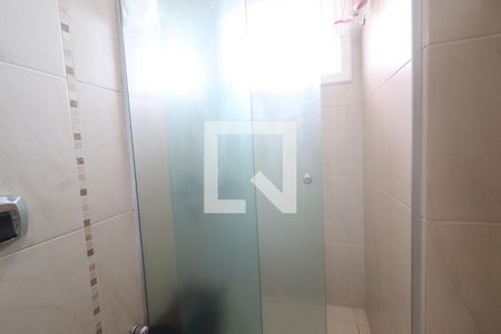 Casa à venda com 204m², 4 quartos e 2 vagasBanheiro 2