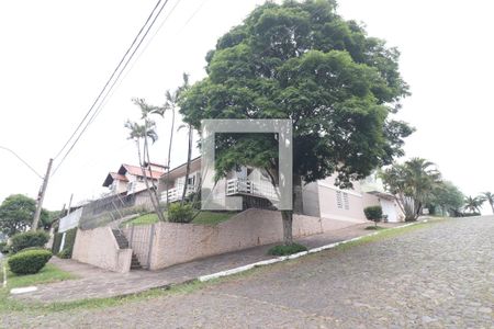 Casa à venda com 204m², 4 quartos e 2 vagasFachada