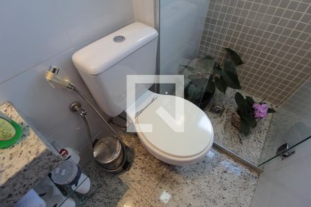 Apartamento à venda com 73m², 2 quartos e 2 vagasBanheiro Social
