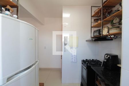 Apartamento à venda com 73m², 2 quartos e 2 vagasCozinha e Área de Serviço