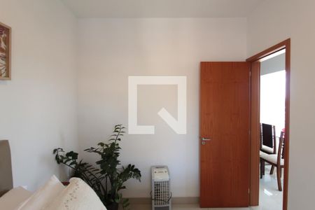 Apartamento à venda com 73m², 2 quartos e 2 vagasSuíte
