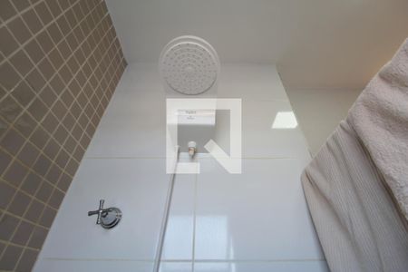 Apartamento à venda com 73m², 2 quartos e 2 vagasBanheiro da Suíte