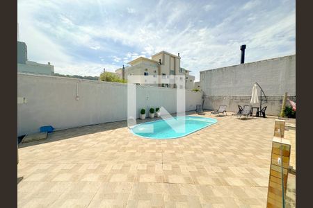 Apartamento para alugar com 100m², 2 quartos e 1 vagaÁrea comum - Piscina