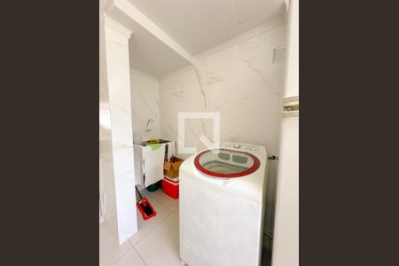 Apartamento para alugar com 100m², 2 quartos e 1 vagaÁrea de Serviço