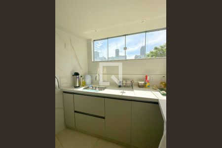 Apartamento para alugar com 100m², 2 quartos e 1 vagaCozinha