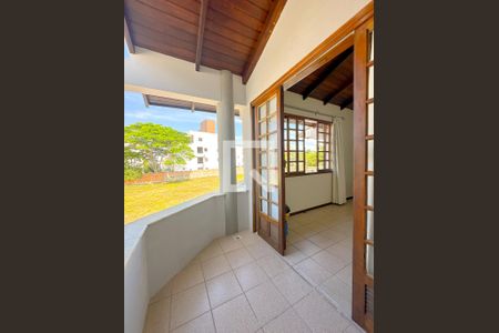 Apartamento para alugar com 100m², 2 quartos e 1 vagaVaranda