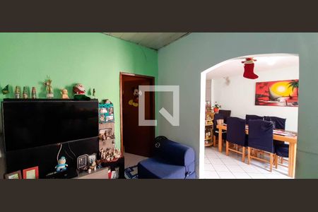 Sala de casa para alugar com 2 quartos, 150m² em Vila Serventina, Osasco