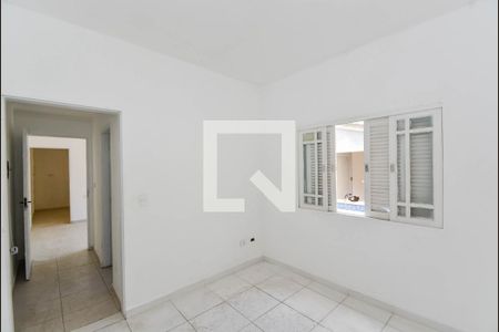 Casa à venda com 390m², 3 quartos e 3 vagas Casa à venda com 390m², 3 quartos e 3 vagasEdícula - Quarto