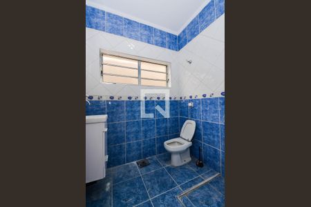 Casa à venda com 390m², 3 quartos e 3 vagas Casa à venda com 390m², 3 quartos e 3 vagasBanheiro Social