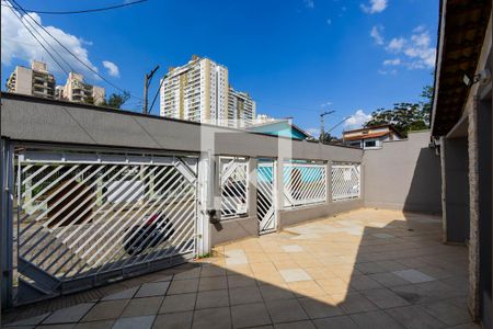 Casa à venda com 390m², 3 quartos e 3 vagas Casa à venda com 390m², 3 quartos e 3 vagasGaragem