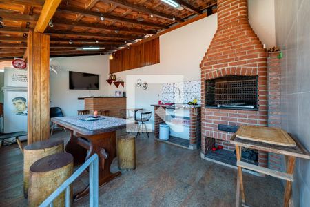 Casa à venda com 200m², 3 quartos e 2 vagas Casa à venda com 200m², 3 quartos e 2 vagasSalão de festas