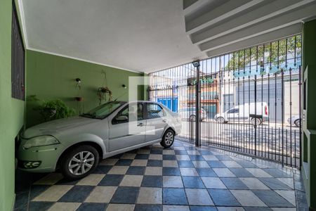 Casa à venda com 200m², 3 quartos e 2 vagas Casa à venda com 200m², 3 quartos e 2 vagasGaragem