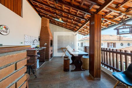 Casa à venda com 200m², 3 quartos e 2 vagas Casa à venda com 200m², 3 quartos e 2 vagasSalão de festas