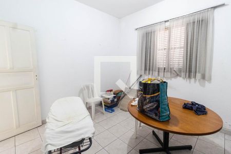 Casa à venda com 180m², 4 quartos e 2 vagas Casa à venda com 180m², 4 quartos e 2 vagasQuarto de serviço 1