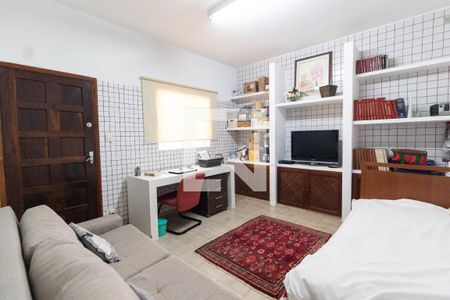 Casa à venda com 180m², 4 quartos e 2 vagas Casa à venda com 180m², 4 quartos e 2 vagasQuarto de serviço 3