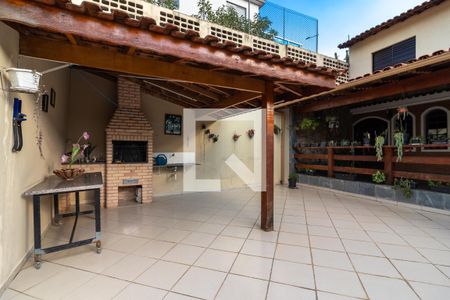 Casa para alugar com 350m², 3 quartos e 5 vagasChurrasqueira