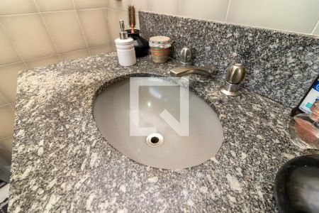 Casa para alugar com 350m², 3 quartos e 5 vagasBanheiro 2