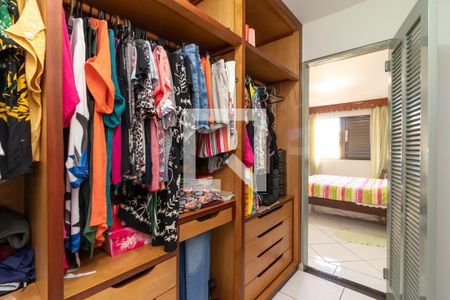 Casa para alugar com 350m², 3 quartos e 5 vagasSuíte - Closet