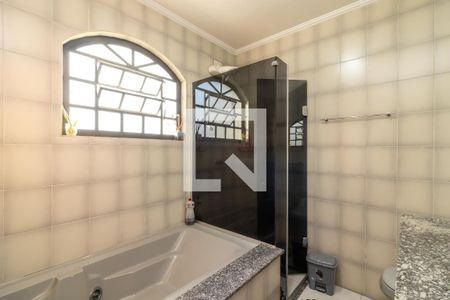 Casa para alugar com 350m², 3 quartos e 5 vagasBanheiro 2