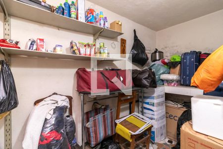 Casa para alugar com 350m², 3 quartos e 5 vagasGaragem - Depósito 1