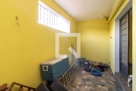 Casa para alugar com 350m², 3 quartos e 5 vagasQuintal dos Fundos
