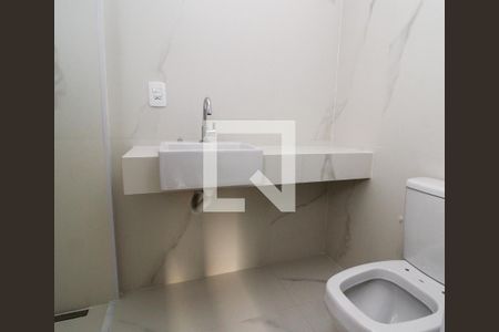 Apartamento à venda com 220m², 3 quartos e 2 vagas Apartamento à venda com 220m², 3 quartos e 2 vagasBanheiro 2