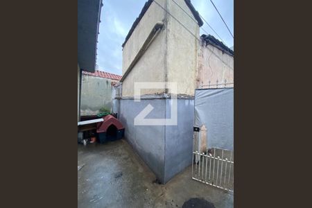 Casa à venda com 100m², 2 quartos e sem vaga Casa à venda com 100m², 2 quartos e sem vagaCorredor