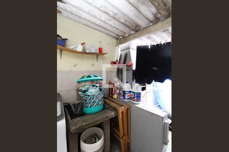 Casa à venda com 100m², 2 quartos e sem vagaÁrea de Serviço