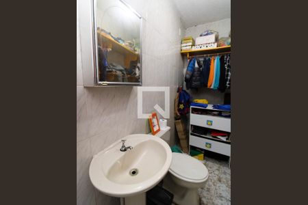 Casa à venda com 100m², 2 quartos e sem vagaBanheiro da Suíte