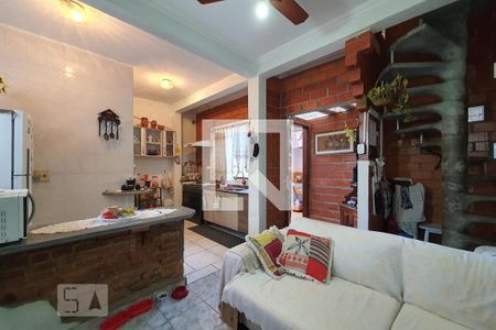 Casa à venda com 250m², 3 quartos e 5 vagas Casa à venda com 250m², 3 quartos e 5 vagasSala casa 2
