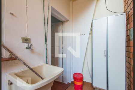 Casa à venda com 250m², 3 quartos e 5 vagasÁrea de Serviço casa1