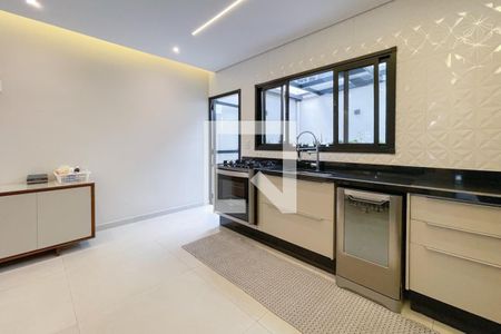 Casa à venda com 175m², 3 quartos e 4 vagas Casa à venda com 175m², 3 quartos e 4 vagasCozinha