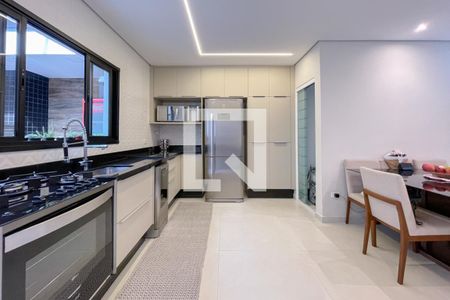 Casa à venda com 175m², 3 quartos e 4 vagas Casa à venda com 175m², 3 quartos e 4 vagasCozinha