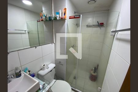Apartamento à venda com 65m², 3 quartos e 1 vaga Apartamento à venda com 65m², 3 quartos e 1 vagaBanheiro Social