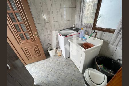 Casa à venda com 550m², 4 quartos e 2 vagas Casa à venda com 550m², 4 quartos e 2 vagasÁrea de Serviço